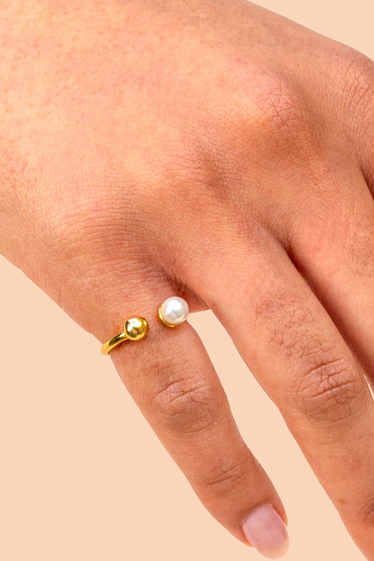 Lane Pearl Ring